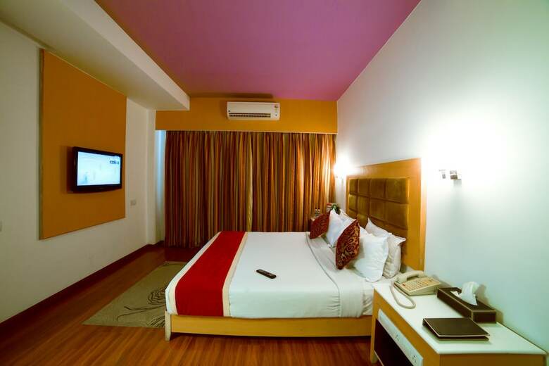Hotel Rr Inn- Tirunelveli