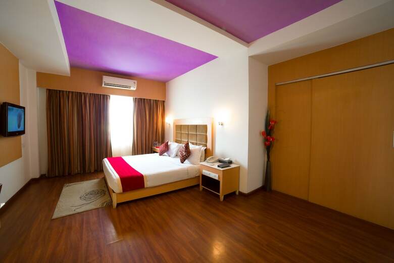 Hotel Rr Inn- Tirunelveli