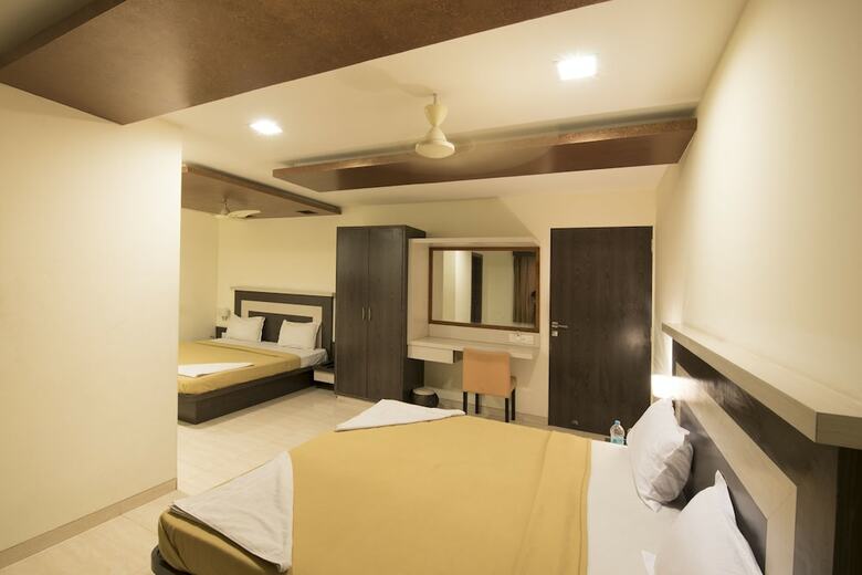 Hotel Vaikunth By Adamo
