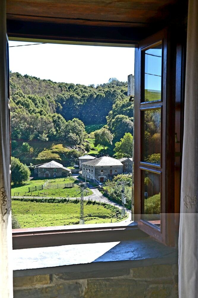 Apartamentos Rurales Ron