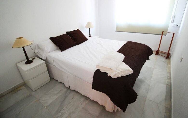 Corintio 4� C - Apartamento A 400m de La Playa