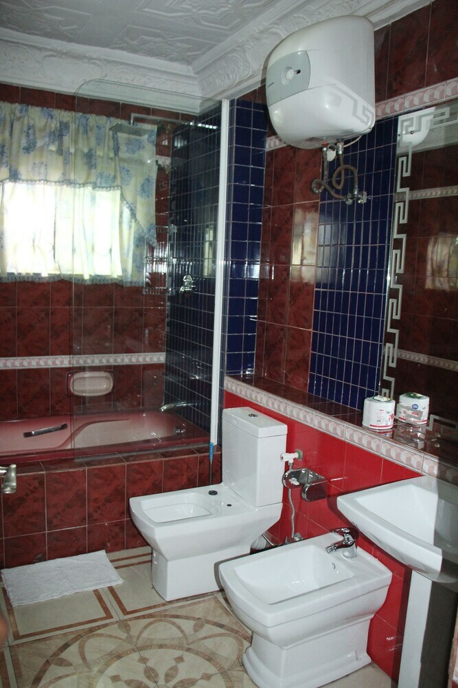 Hotel Green Royal Suites