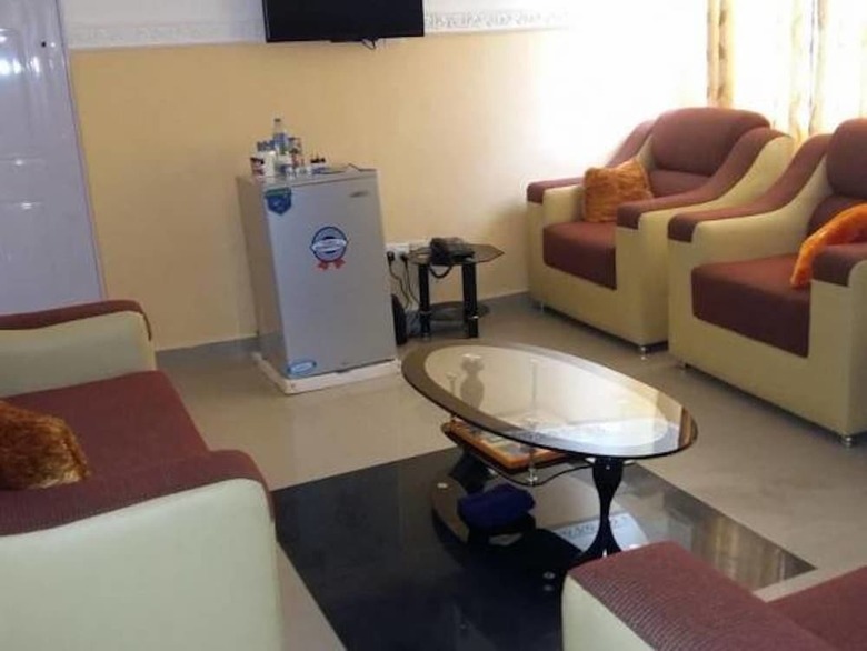 Link Majestic B2 Suites And Hotel