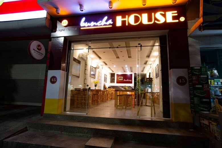 Hostal Buncha House