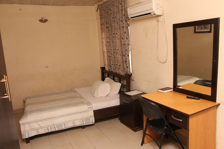 Hotel Sapphire Guest House