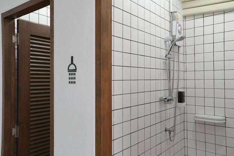 Hostal Apartment45 Hostel - Adults Only