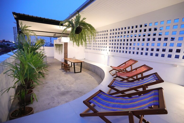 Hostal Apartment45 Hostel - Adults Only