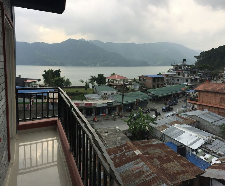 Hotel Golden Lake