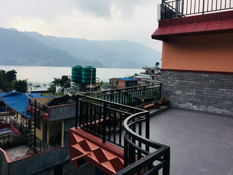 Hotel Golden Lake
