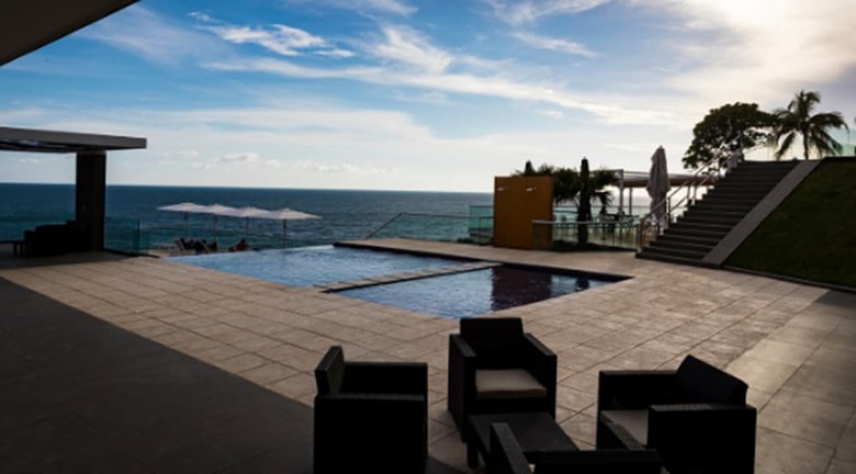 Hotel Acantilados