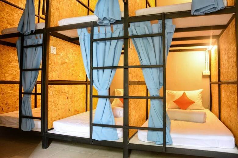 Hostal Sleepy Station - Hostel