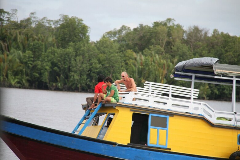 Houseboat Bee Kelotok