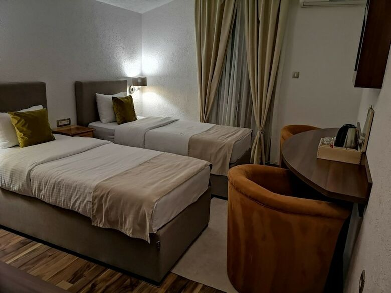 Hotel Ideal