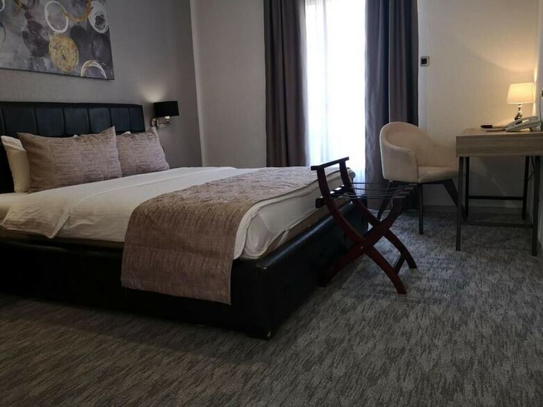 Hotel Ideal