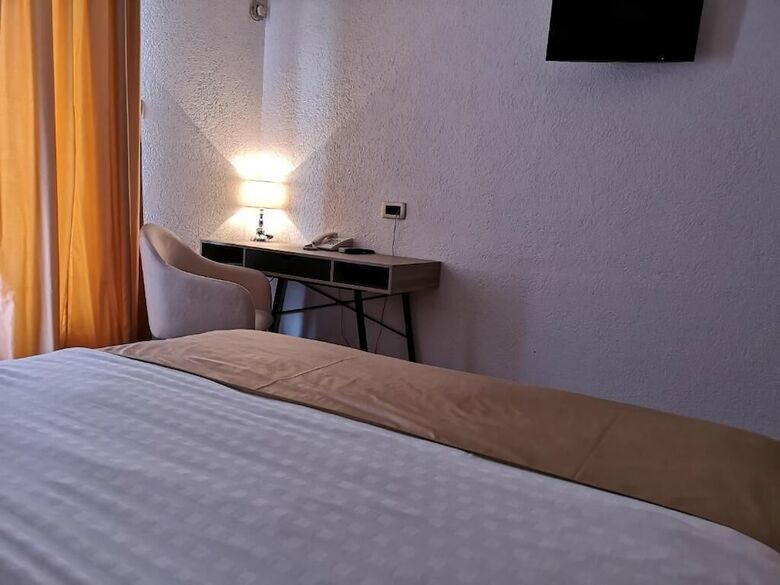 Hotel Ideal