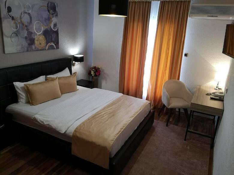Hotel Ideal