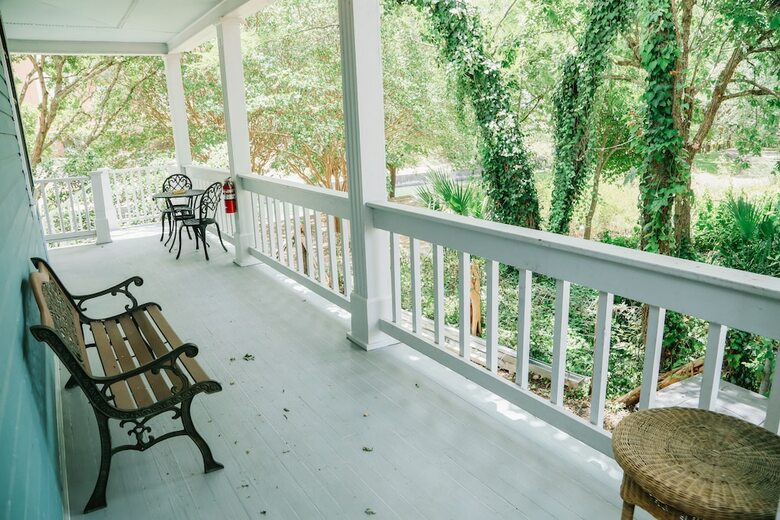 Bed & Breakfast Inn On The Riverwalk