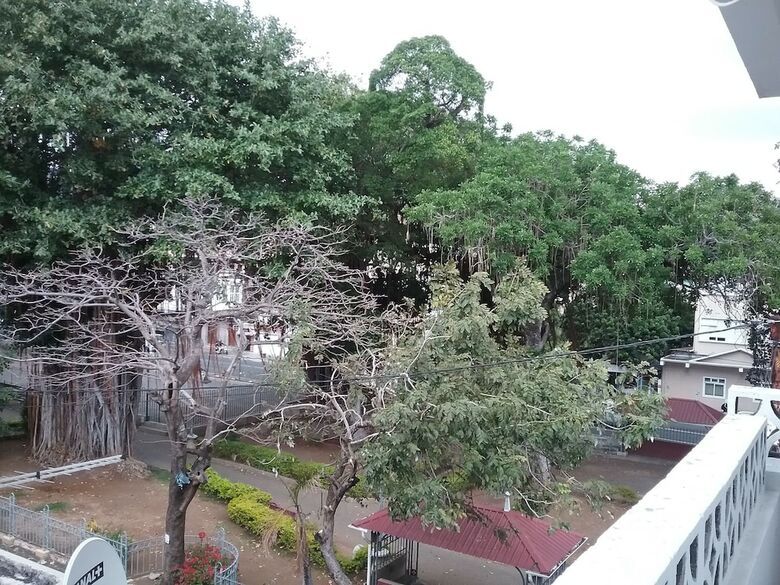Hostal La Plaine Verte Guest House
