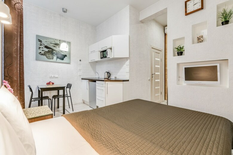 Hotel Travelto Leto