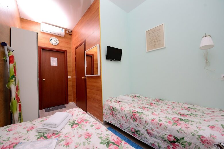 Hotel Travelto Leto