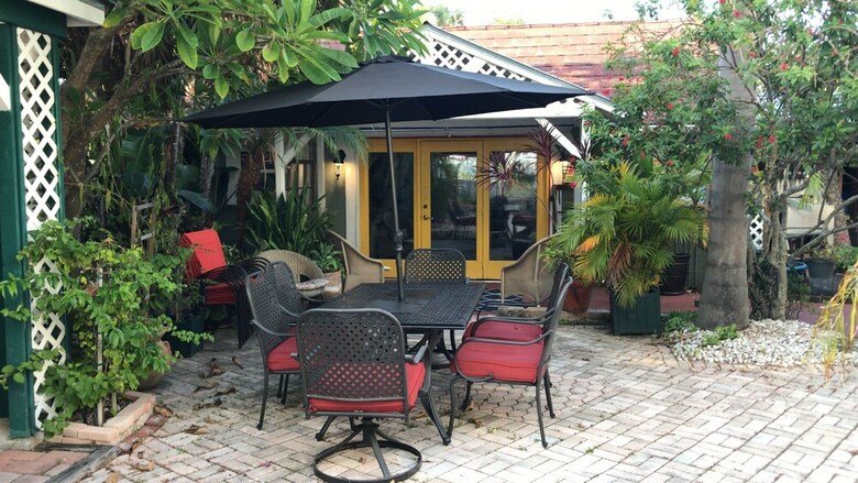Bed & Breakfast Seabreeze Manor Inn
