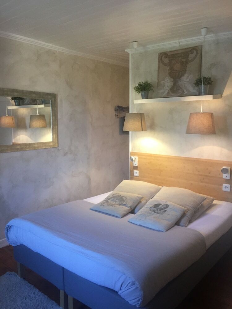 Hotel Un Ange Passe