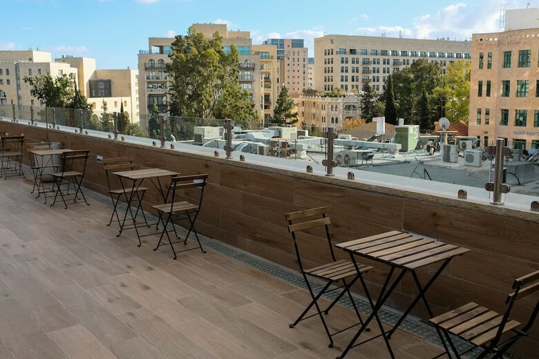 Shlomtzi Hotel