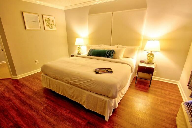 Fort Lauderdale Grand Hotel