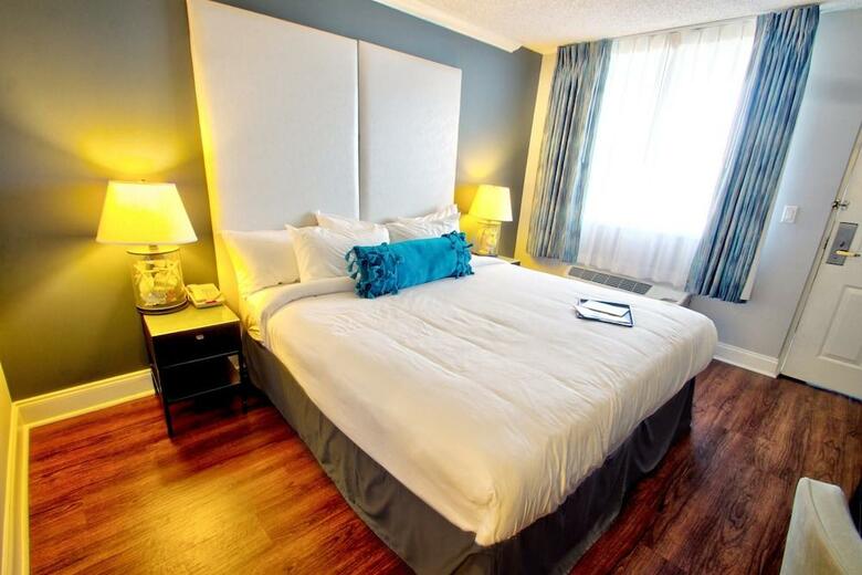 Fort Lauderdale Grand Hotel