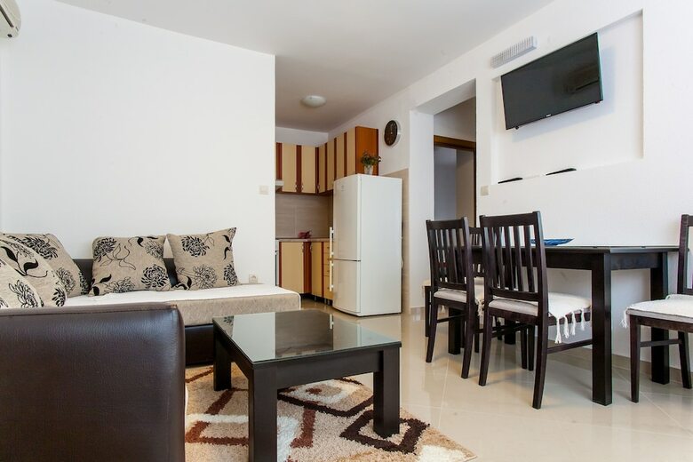 Apartments Ljubica