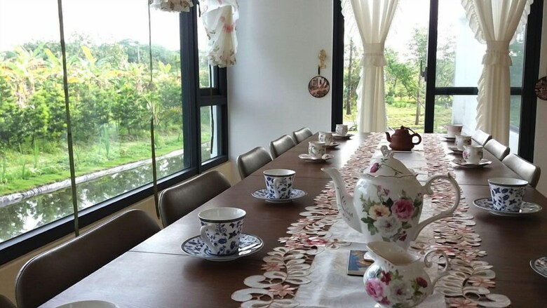 Bed & Breakfast Gihak Homestay