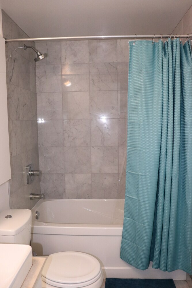 Apartamentos Aaira Suites At York St
