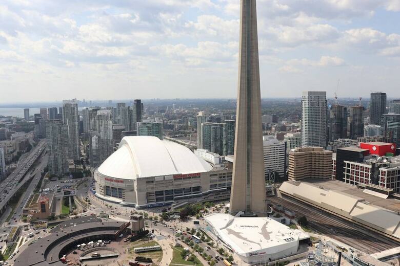 Apartamentos Aaira Suites Cn Tower View