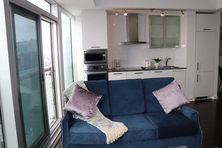 Apartamentos Aaira Suites Cn Tower View