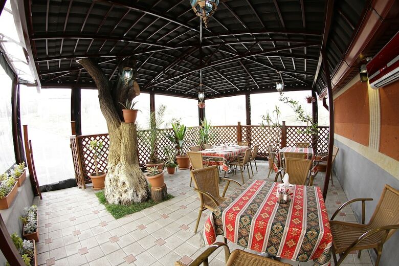 Hotel Roma Yerevan & Tours