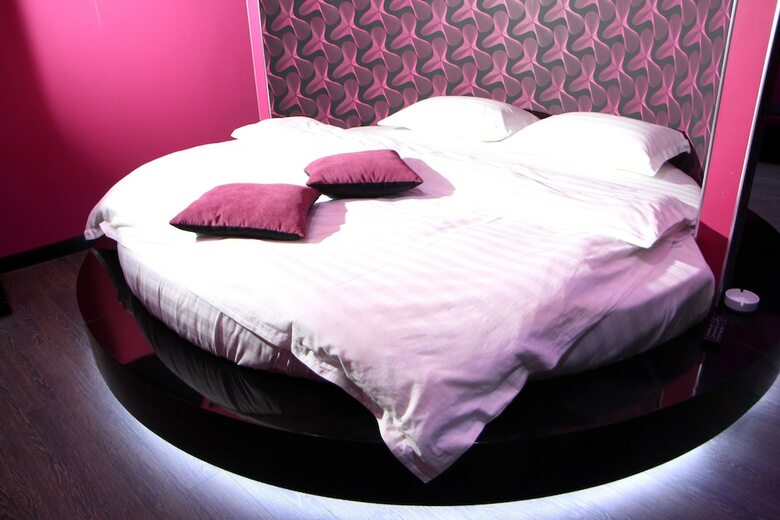 Hotel Roma Yerevan & Tours