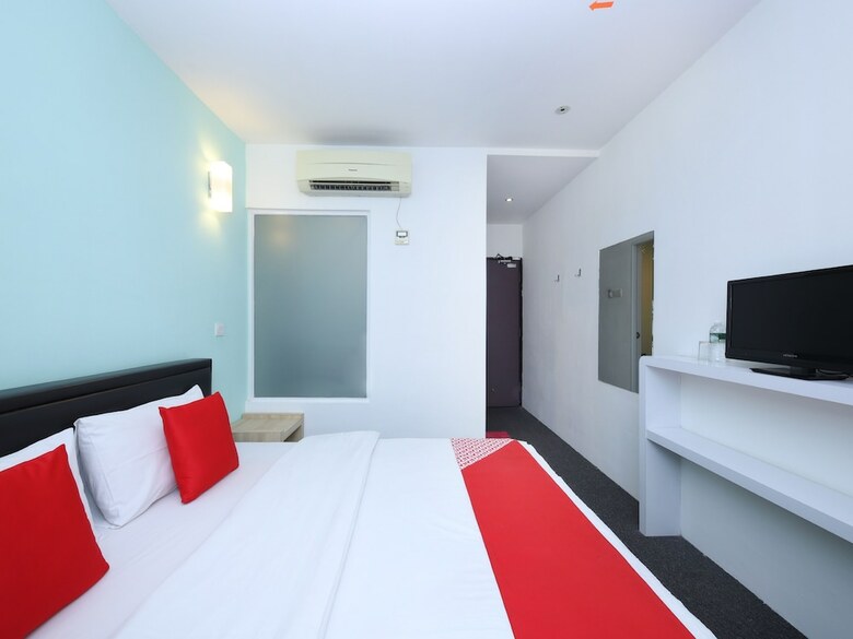 Oyo 442 Marvelton Hotel