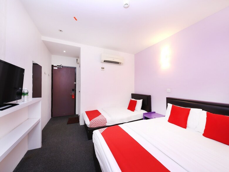 Oyo 442 Marvelton Hotel