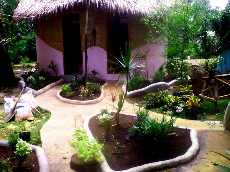 Hostal Lennon's Place Backpacker Hostel