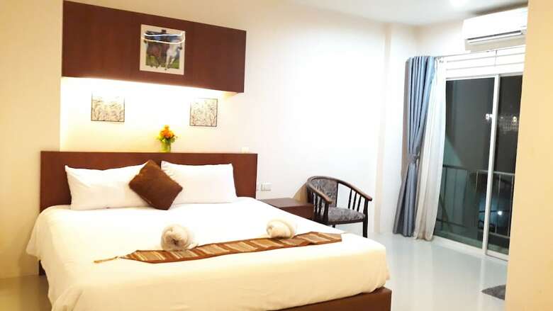 Hotel 7 Sky Residency