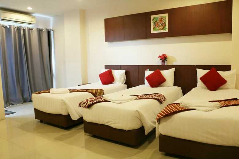 Hotel 7 Sky Residency
