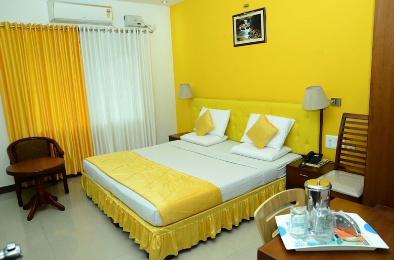 Metro Plaza Hotel