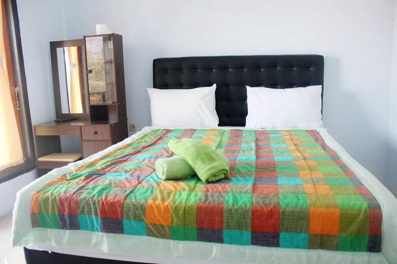 Hotel Road Hill Bungalow