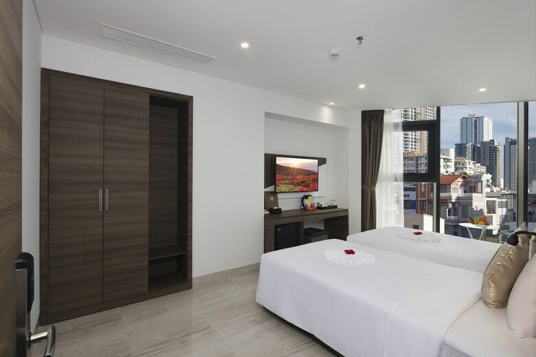 Diamond Nha Trang Hotel