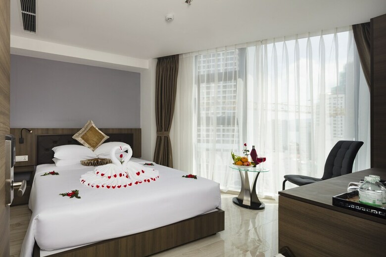 Diamond Nha Trang Hotel