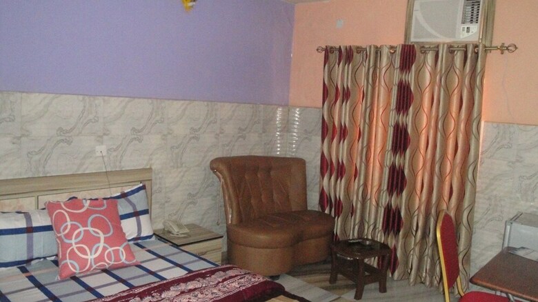 Hotel Ocean Palace Guest Inn