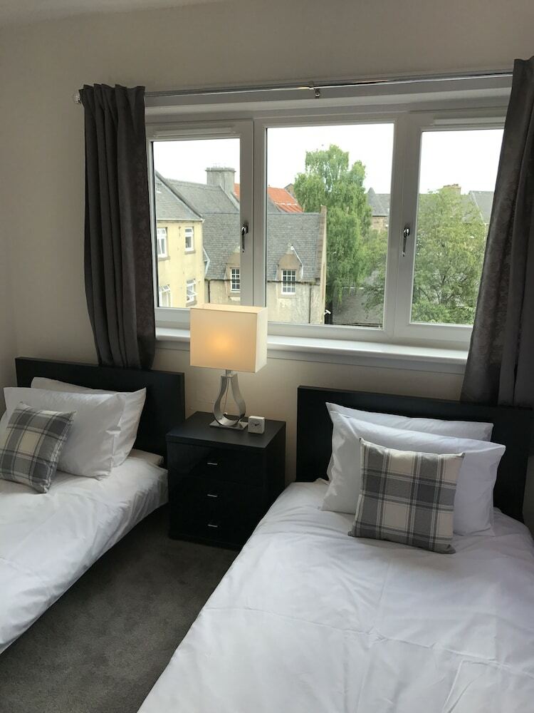 Chessels Court Apartment