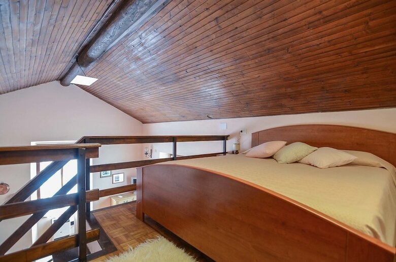 Tata And Loft Apartments