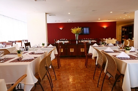 Hotel Slaviero Suites Curitiba