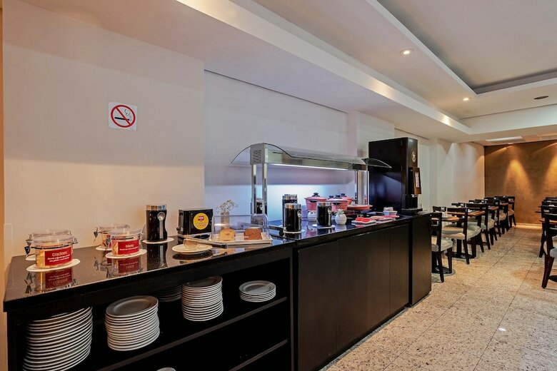 Hotel Slaviero Executive Batel